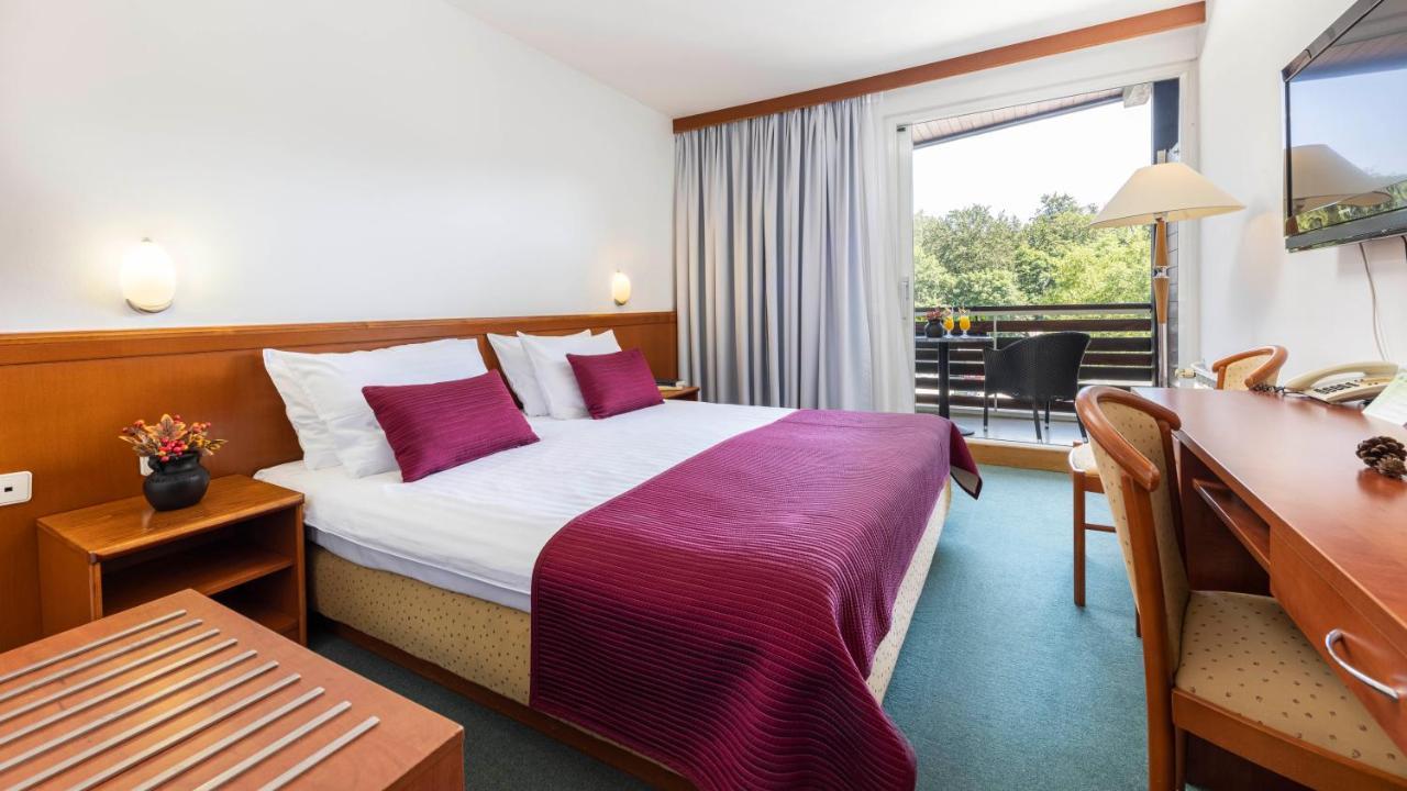 Jezero Hotel 3*