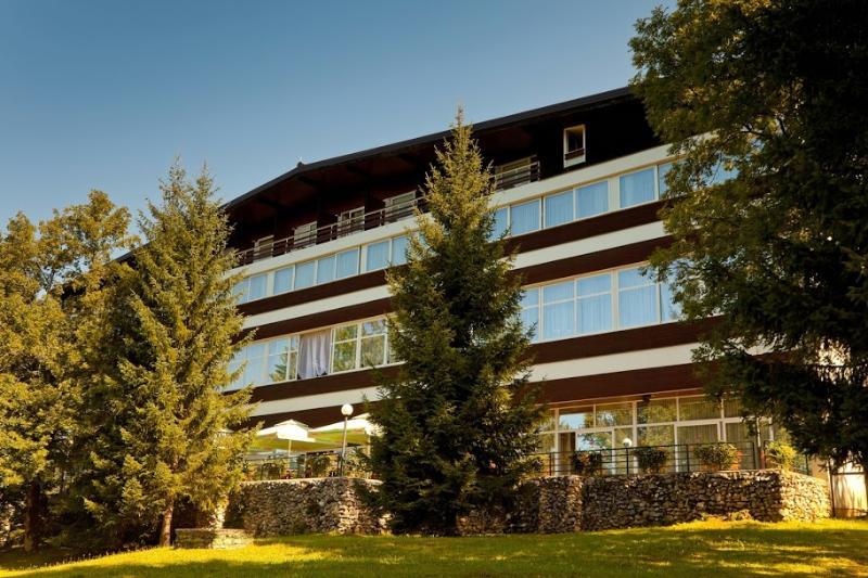 Hotel Jezero 3*